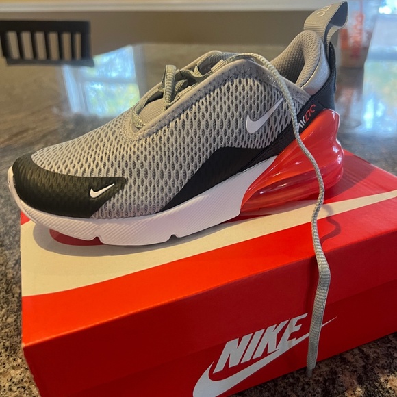 Nike air Max 270 - Picture 1 of 3